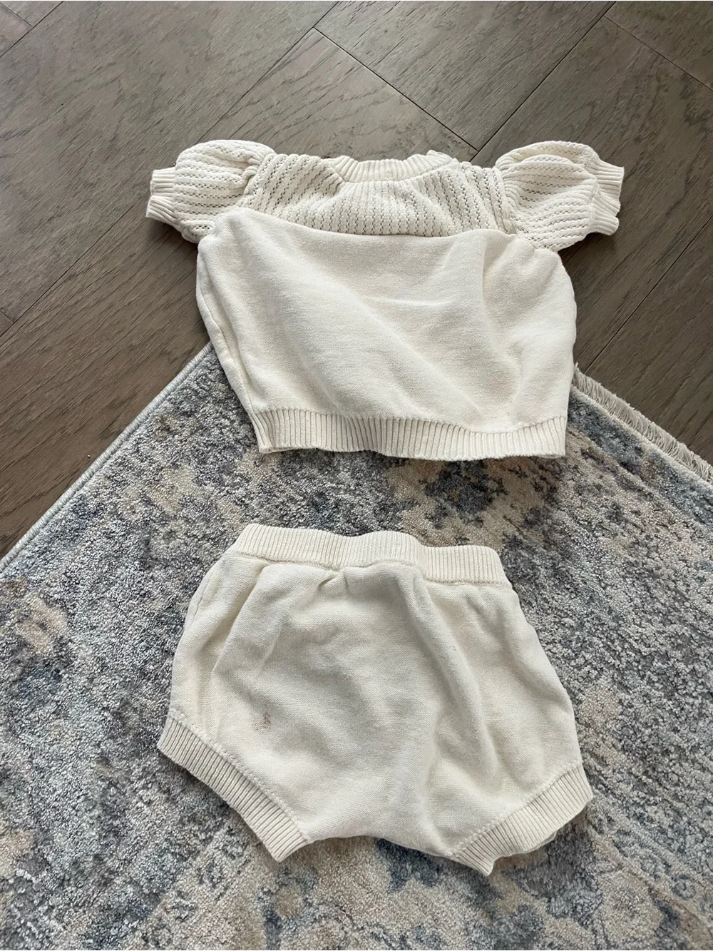 Jessica Simpson Cream Knit Puff Sleeve Top & Bloomer Set